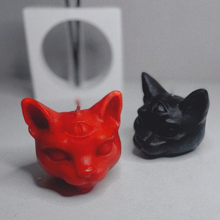 Garden Fragrance Three-eyed Cat Candle - image 5