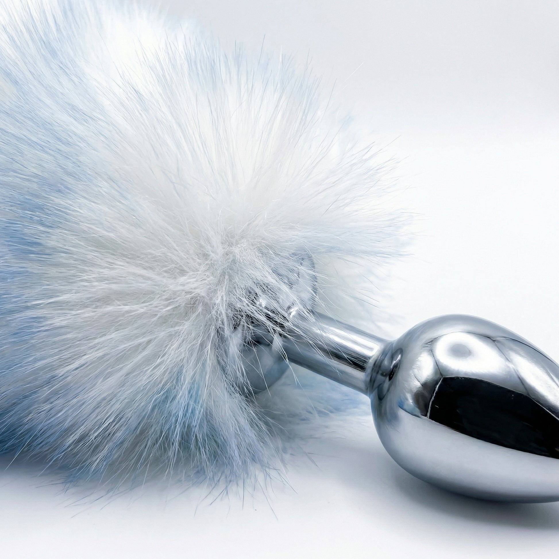15.4'' Ice Blue Fox Tail Plug Set - image 3