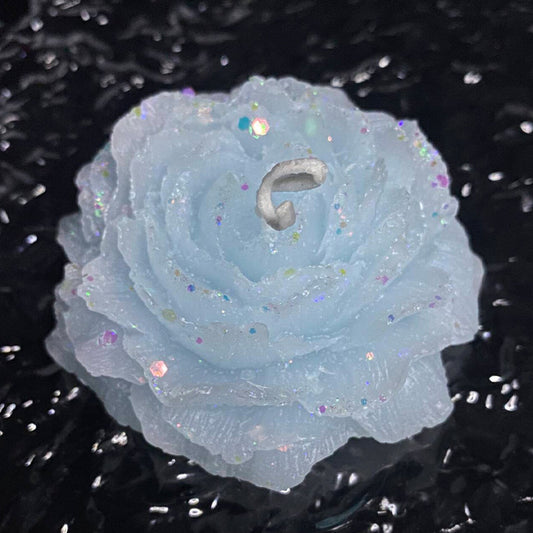 Sensual Floral Wax Candle – Low-temperature And Skin-friendly - Light Blue - image 0