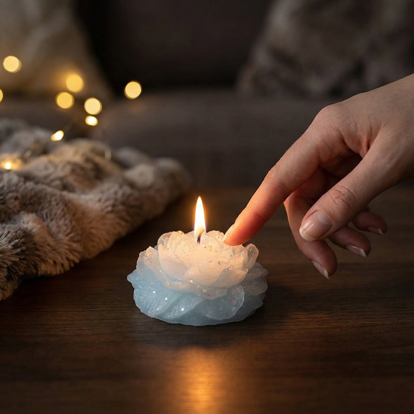 Sensual Floral Wax Candle – Low-temperature And Skin-friendly - image 2