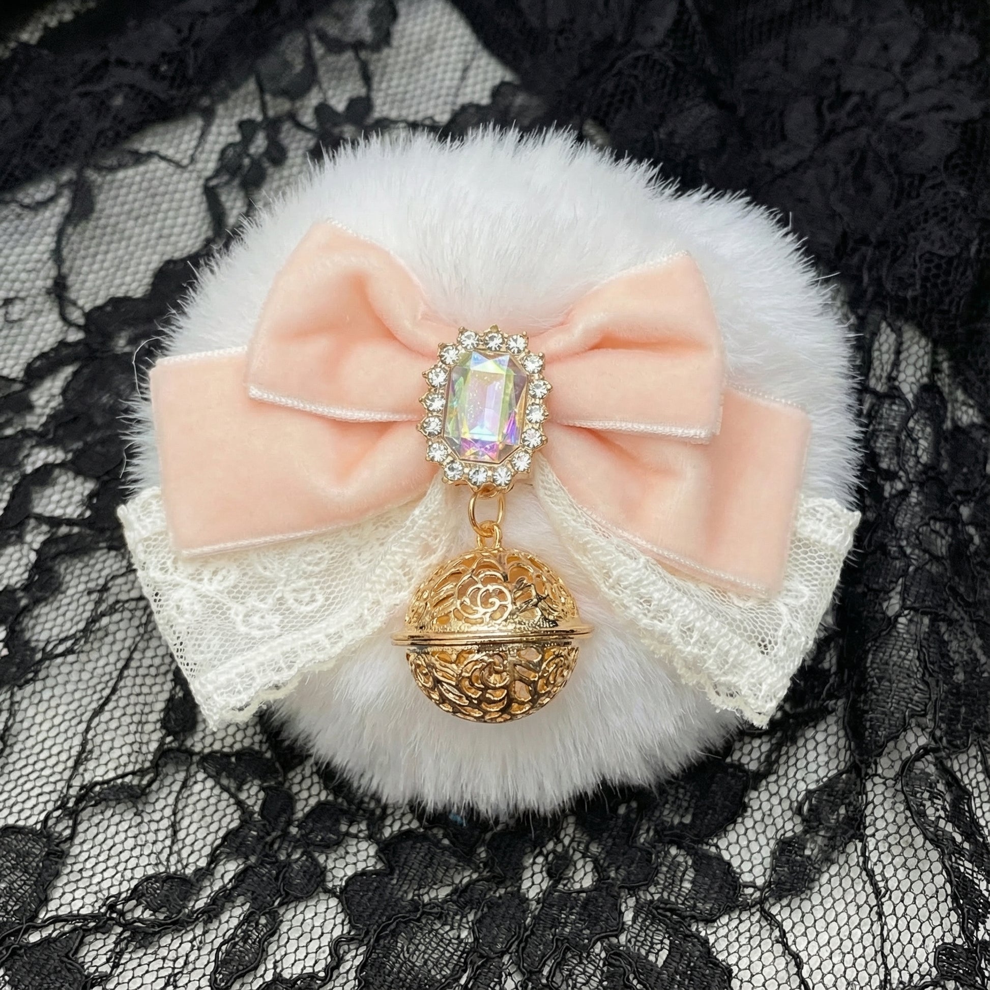 Luxury Bunny Tail Plug Set – 10 cm Plush Tail with Detachable Bow Bell - image 11