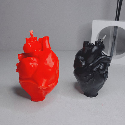 Heart-Shaped Scented Candle - image 2