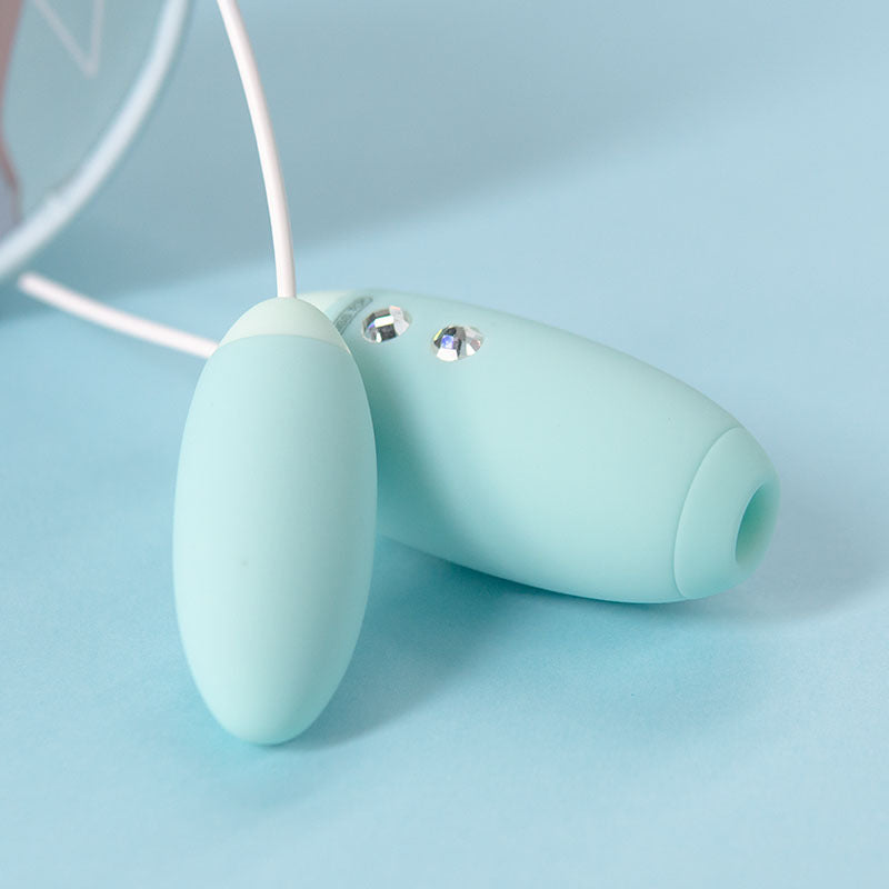 Clitoral Vibrating Sucking Toy - Green - image 0