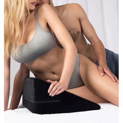 ThrustMate – Intimate Positioning Pillow for Deeper Pleasure - image 3