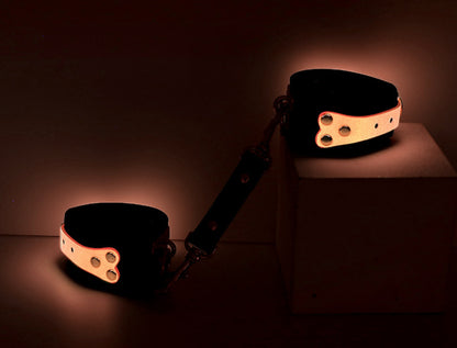SM Erotic Glow-in-the-Dark Bondage Set - image 1
