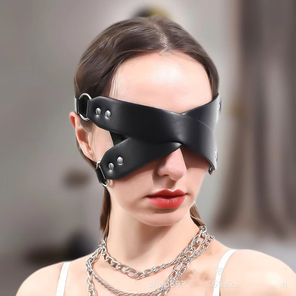 SM Leather Blindfold - Black - image 2