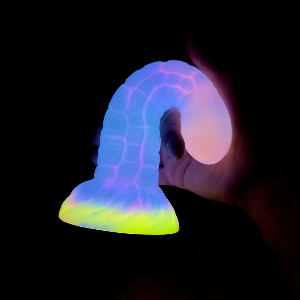 7'' Alien Anal Glow In The Dark Dildo with Suction Cup - image 2