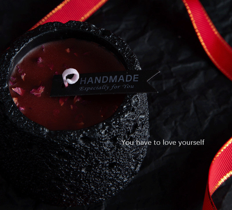 Gilded Dream Low-Temperature Sensual Candle - image 4