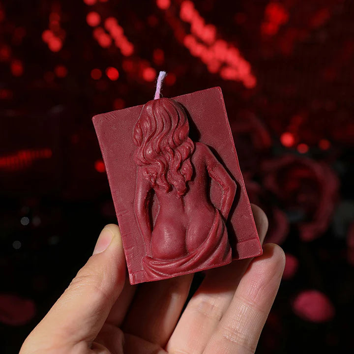 Female Back Low Temperature Candle - image 0