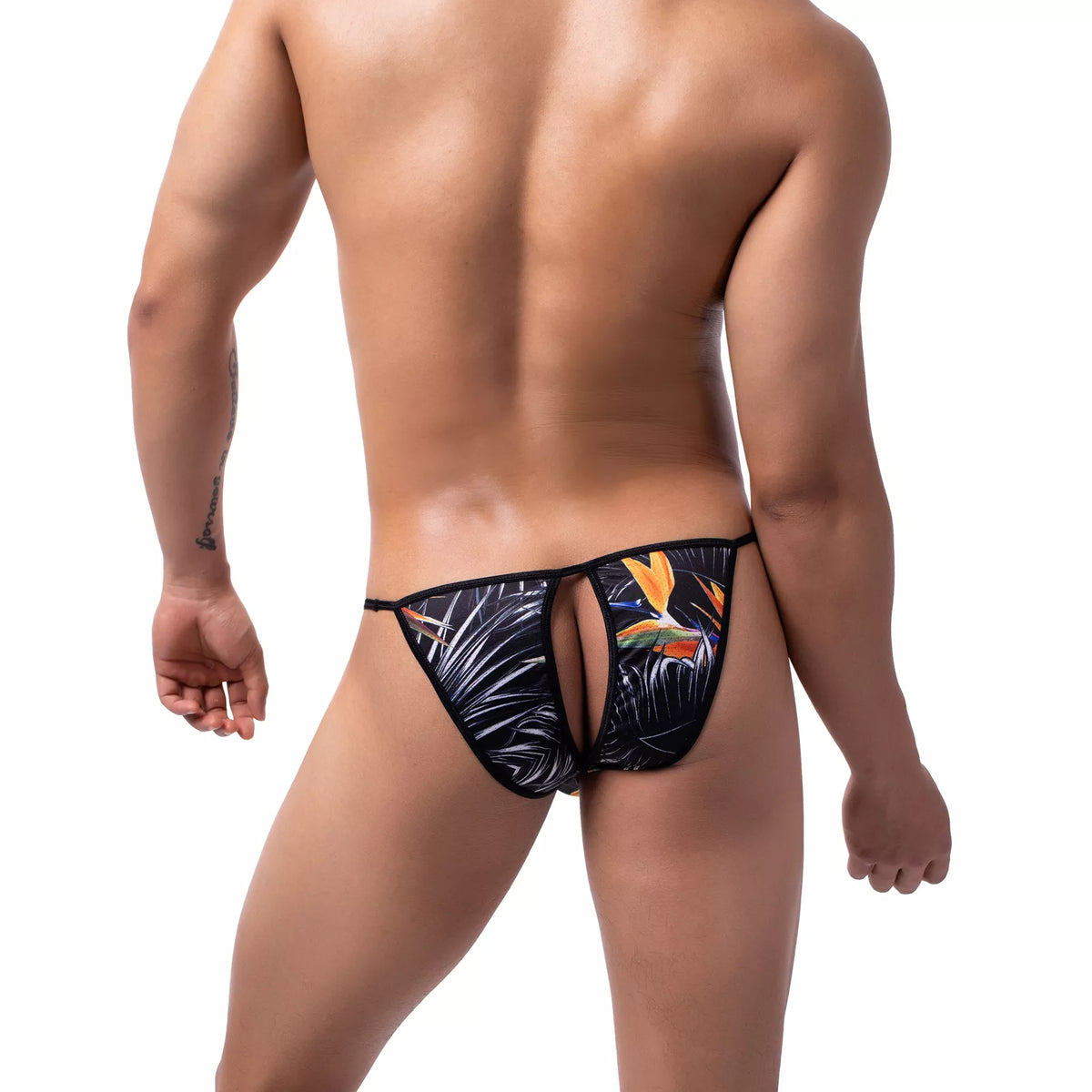 Men's Printed Triangle Low-Rise Briefs - image 17