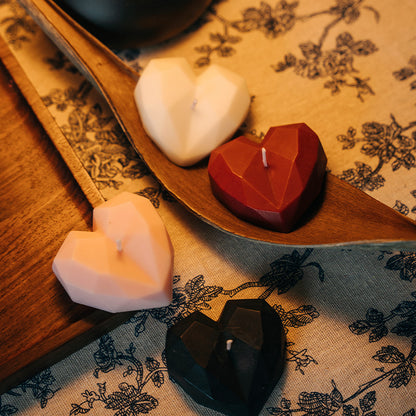 Diamond Love Low-Temperature Candle - image 2
