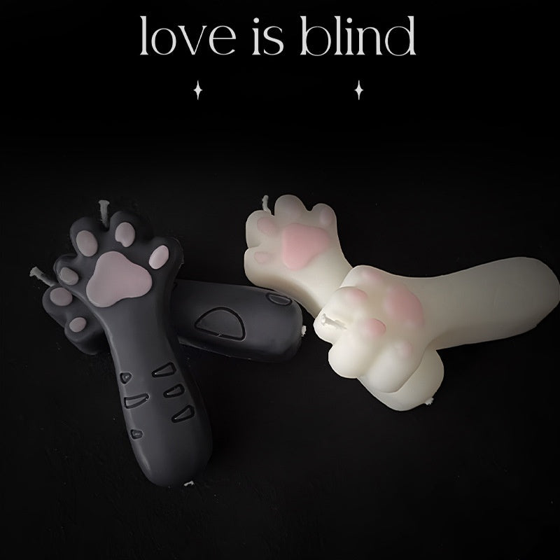 Pawfect Love Aromatic Candle - image 1